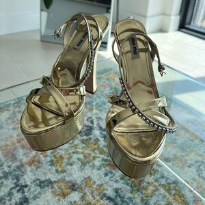 Gold Miu Miu Heels Size 38